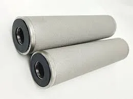 Filtrační patrona s titanovou tyčí